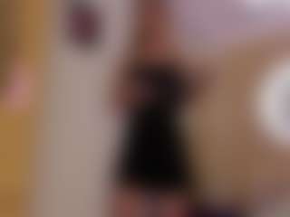 Live cam show with Yakitaii - Small Tits on Camsoda