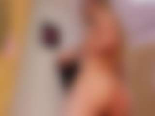 Yakitaii's Live Sex Cam Show