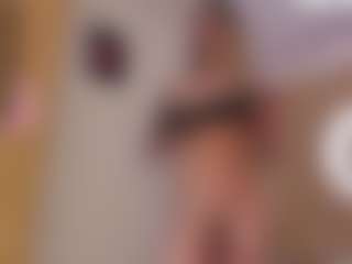 Yakitaii's Live Sex Cam Show