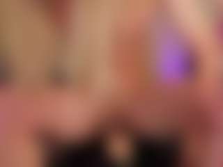Yakitaii's Live Sex Cam Show