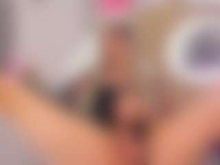 Live cam show with Yakitaii - HD on Camsoda