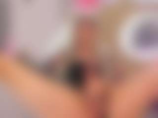 Live cam show with Yakitaii - Small Tits on madthumbs