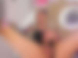 Live cam show with Yakitaii - Tease on Camsoda