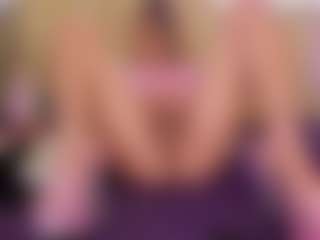 Yakitaii's Live Sex Cam Show