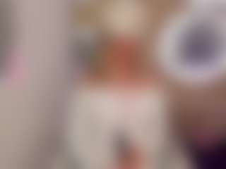 Live cam show with Yakitaii - Smoking on Camsoda