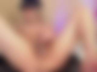 Yakitaii's Live Sex Cam Show
