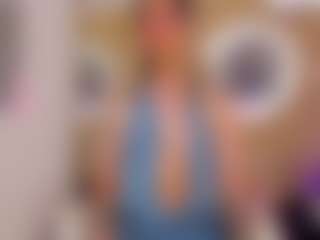 Live cam show with Yakitaii - Average on CamwithHer