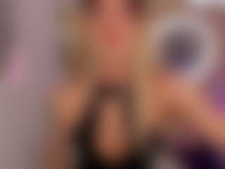 Live cam show with Yakitaii - Average on SinfulBabes