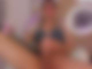 Yakitaii's Live Sex Cam Show