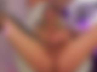 Yakitaii's Live Sex Cam Show