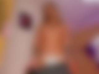 Yakitaii's Live Sex Cam Show