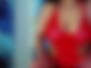 Live cam show with Yasmine - Genital Piercings on sexytreat.net