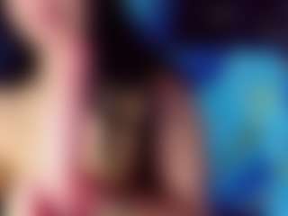 Live cam show with Yasmine - Genital Piercings on instabang