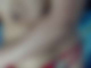 Live cam show with Yasmine - Genital Piercings on Big Tits
