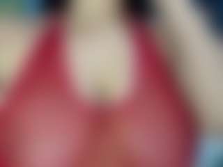 Live cam show with Yasmine - Nipple Piercings on Camversity