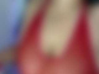 Live cam show with Yasmine - Nipple Piercings on 1on1-livenow