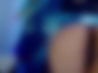 Live cam show with Yasmine - Nipple Piercings on Camsoda