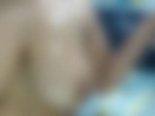 Live cam show with Yasmine - Nipple Piercings on StripNow