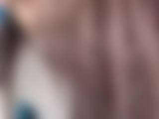 Live cam show with YoungKurzinski - Solo on Camsoda