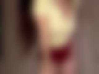Live cam show with YoungKurzinski - Pantyhose on CamClone
