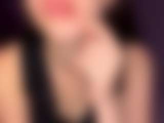 Live cam show with YoungKurzinski - Gray Eyes on Hubzter Live