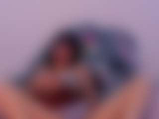 Live cam show with Antonella-Bratz4 - Pov on chickslive.net