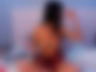 Live cam show with Antonella-Bratz4 - Tease on Fling VIP Chat