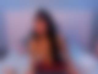 Live cam show with Antonella-Bratz4 - Strip on Camsoda