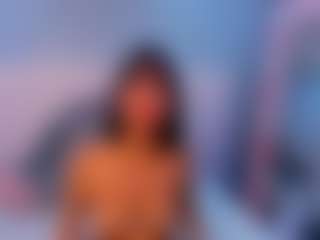 Live cam show with Antonella-Bratz4 - Tease on chickslive.net