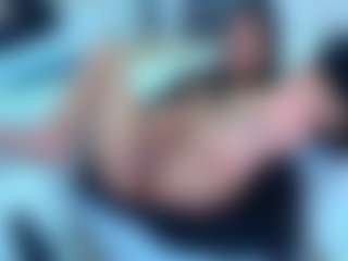 antonellarivers's Live Sex Cam Show