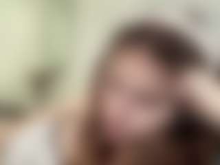 Live cam show with Helen - Normal on SquirtSoMuch