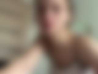 Live cam show with Helen - Teen (18+) on Nude Chat * 1 On 1 Webcam Sex * Live Cam Show