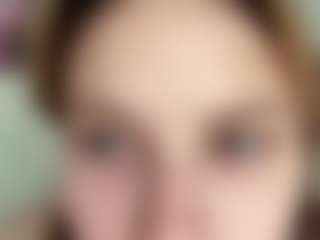 Live cam show with Helen - Blue Eyes on crypto-cams