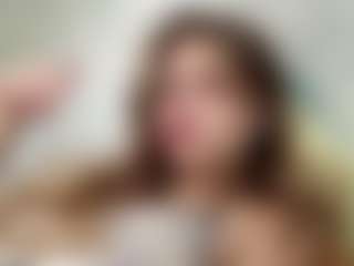 Live cam show with Helen - Camel Toe on crypto-cams