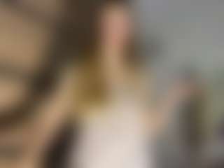Live cam show with Helen - Public Brown Hair on Uber Horny
