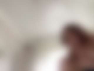 Live cam show with Helen - Granny Brown Hair on friskycurves.com