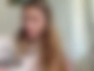 Live cam show with Helen - Flashing on Hubzter Live