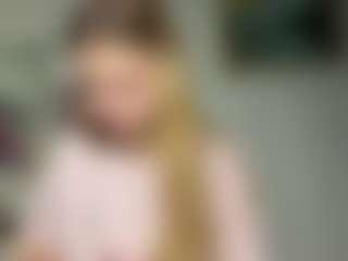 Live cam show with Helen - Facial Piercings on sexytreat.net