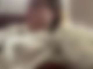 Live cam show with Helen - Striptease Granny on Adult Interactions