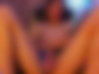 Live cam show with Estrella-rousel - Brown Eyes on Camsoda