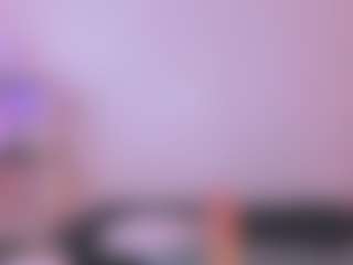 Jullieee's Live Sex Cam Show