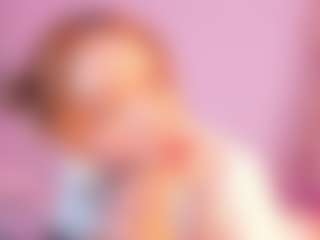 Live cam show with Jullieee - Skinny on TastyBlacksLive
