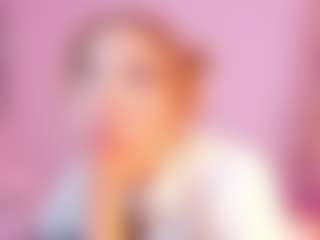 Jullieee's Live Sex Cam Show