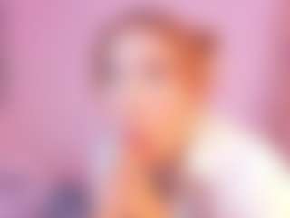 Jullieee's Live Sex Cam Show