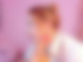 Jullieee's Live Sex Cam Show