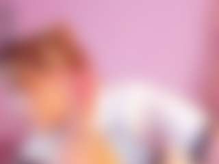 Live cam show with Jullieee - Hazel Eyes on eurowanks.com