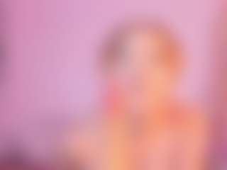 Jullieee's Live Sex Cam Show