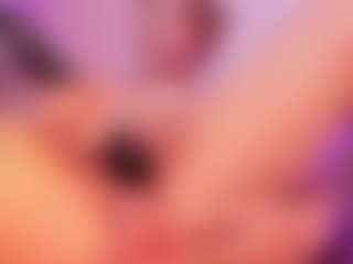 Live cam show with Jullieee - Latina on Stripli.com | colombia