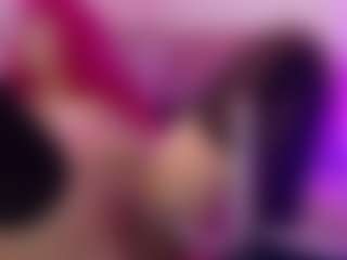 Live cam show with Jullieee - Thin on live18s.com