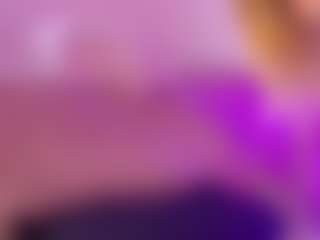 Live cam show with Jullieee - Skinny Latina on SquirtSoMuch | colombia